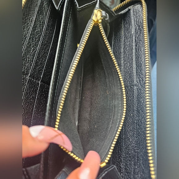 BALENCIAGA The City Leather Zip Around Long Wallet in Black - Picture 10 of 15